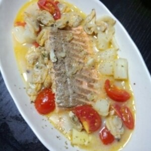 サーモンのアクアパッツァ風煮込み レシピ 作り方 By ゆず茶55 楽天レシピ